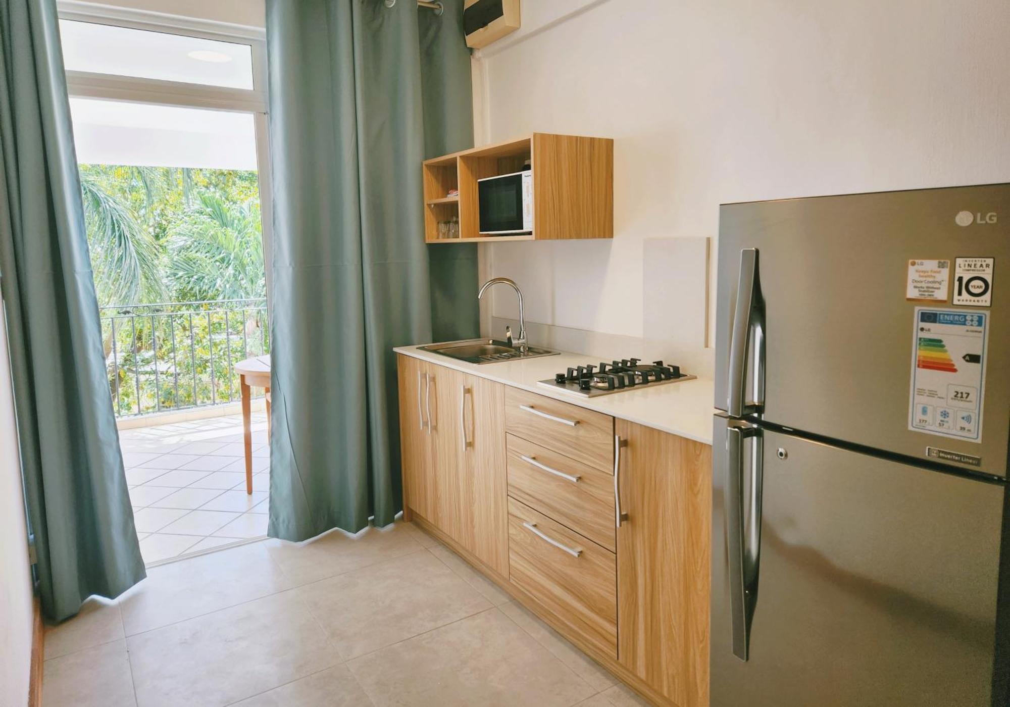 La Perla Holiday Apartments Pereybere Beach Eksteriør billede