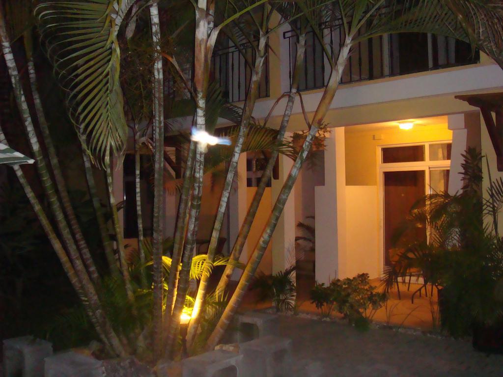 La Perla Holiday Apartments Pereybere Beach Eksteriør billede